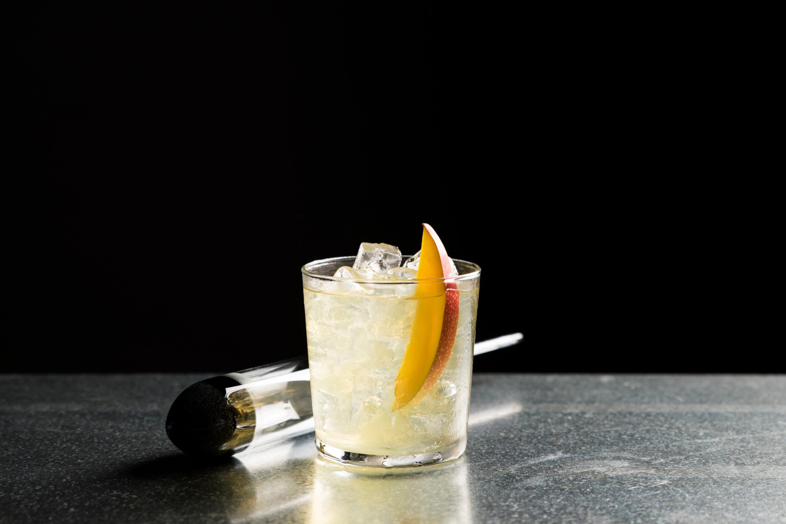crucible-drinks-london-madalena-graphic-design-photography-7